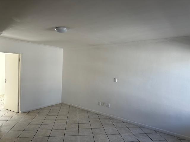 To Let 1 Bedroom Property for Rent in Casablanca Western Cape